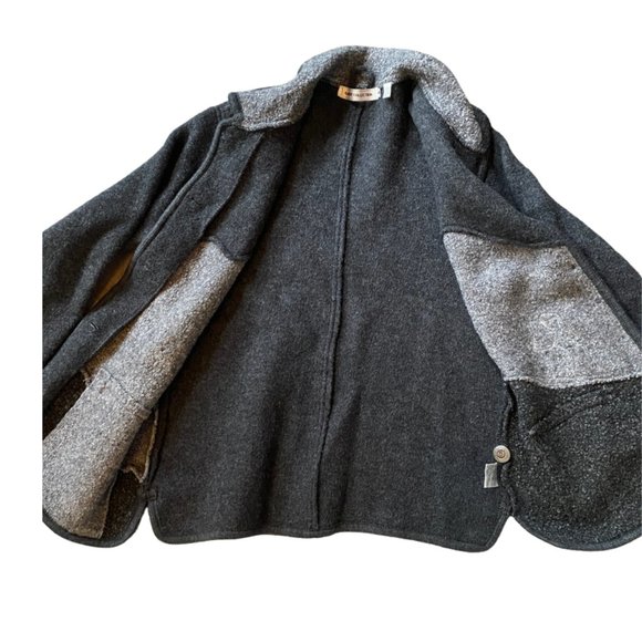 Winter Scene Wool Sweater Jacket | Gaddy Collection Hand Framed - Picture 9 of 11